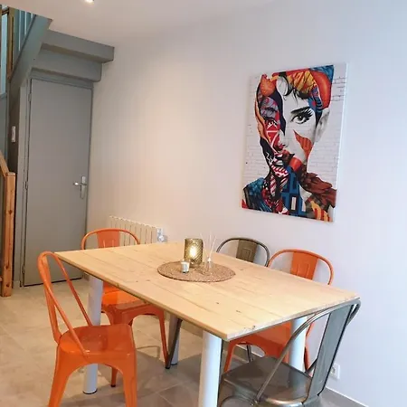 Agreable Maison De 72m2, Avec Terrasse Privee Apartment