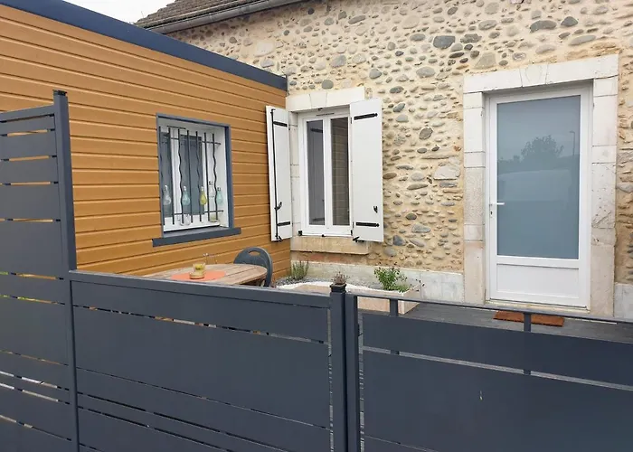 Agreable Maison De 72m2, Avec Terrasse Privee Апартаменты *